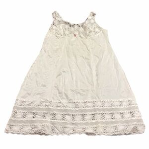 70s European Vintage Luxus Silky Tiered Lace Slip Dress (Ivory) Size L/XL